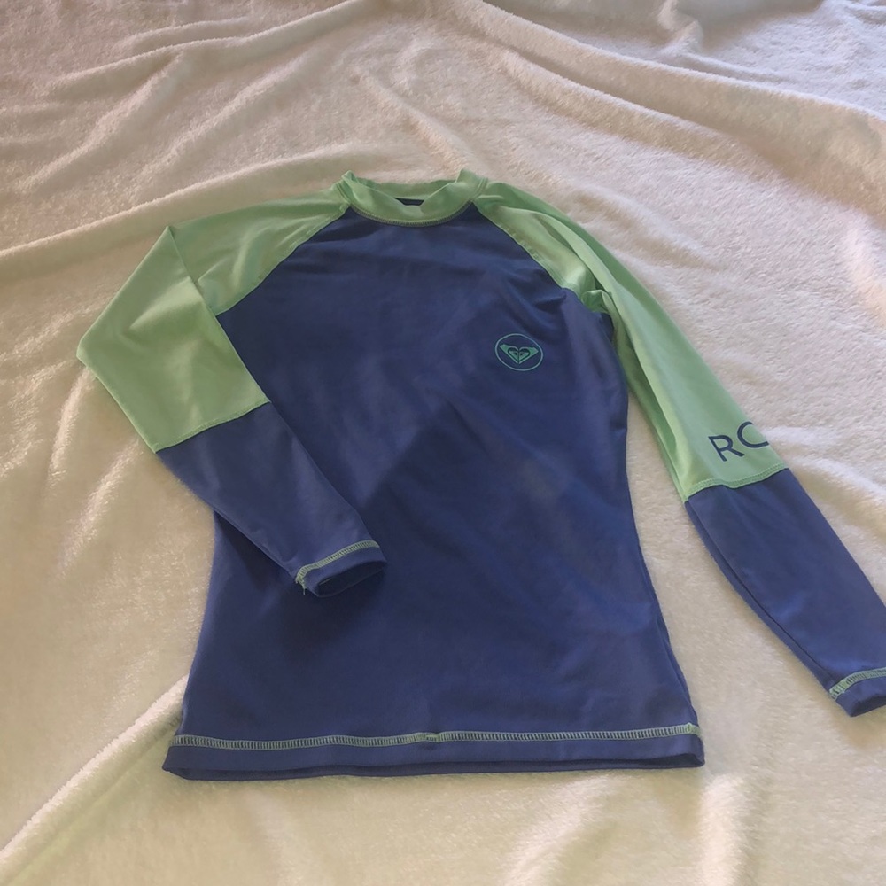 Roxy rash guard